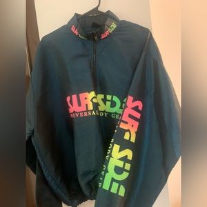 VINTAGE surf side windbreaker